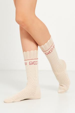 Ажурные носки из хлопка бежевого цвета Gucci 47075251