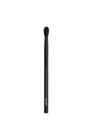 NYX PROFESSIONAL MAKEUP Профессиональная кисть для макияжа глаз купол Pro Brush -  Crease 17 NYX Professional Makeup 800897838607 купить с доставкой