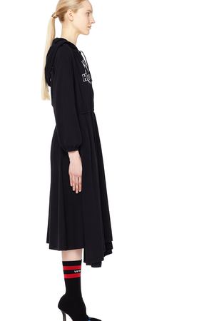 Хлопковое платье с капюшоном Vetements WSS18DR7 купить с доставкой