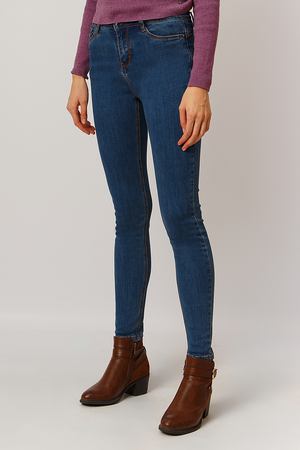Брюки женские (джинсы) Finn Flare B19-15021