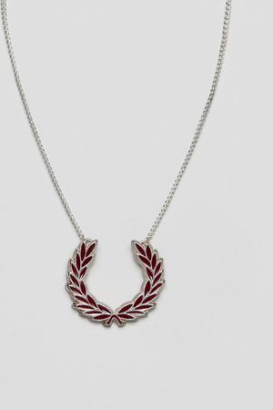 Серебристое ожерелье с подвеской Fred Perry - Серебряный Fred Perry 129532 купить с доставкой