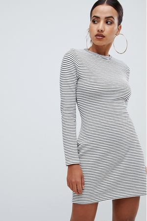 Missguided tie waist sweater dress in stripe - Белый Missguided 155001