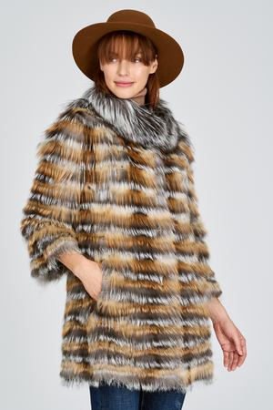 Облегченная шуба из меха лисы Virtuale Fur Collection 104509